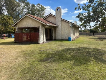 Hatfield housd for sale